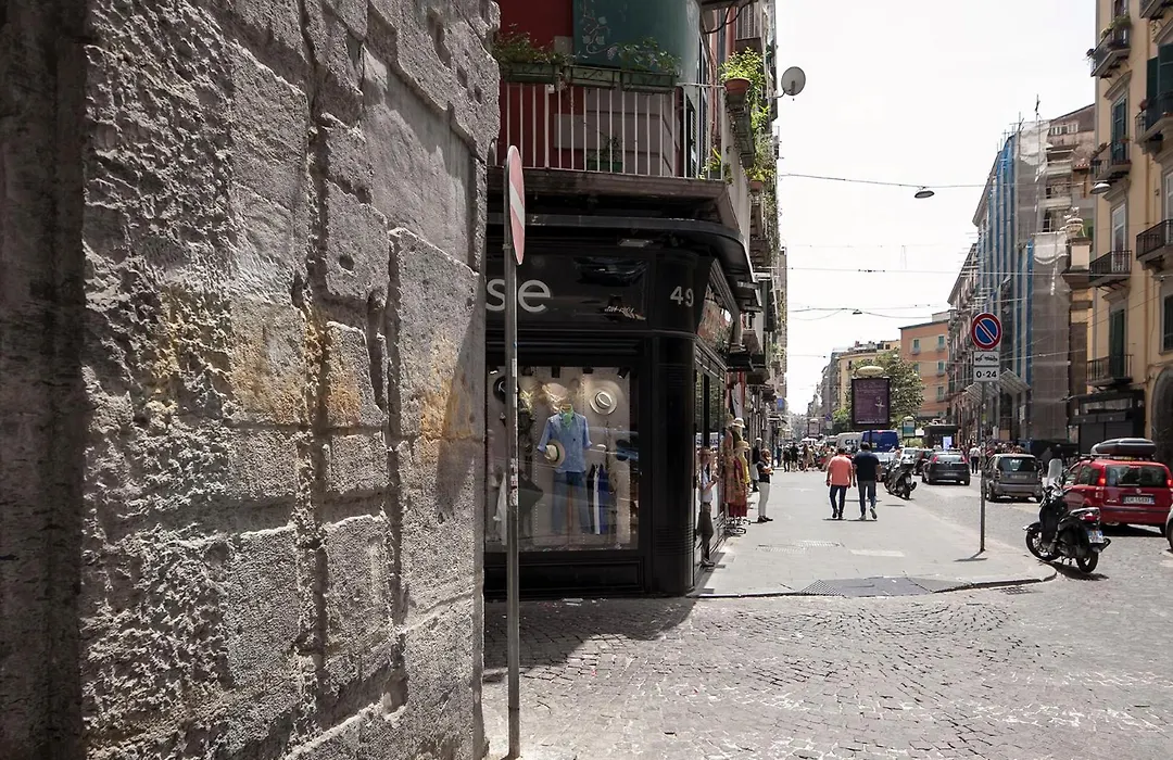 Cinema House At The Historical Center By Wonderful Italy-1